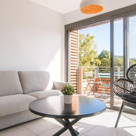 サルラ・ラ・カネダLe Coquet Avec Balcon Terrasse Et Parking Priveアパートメント エクステリア 写真